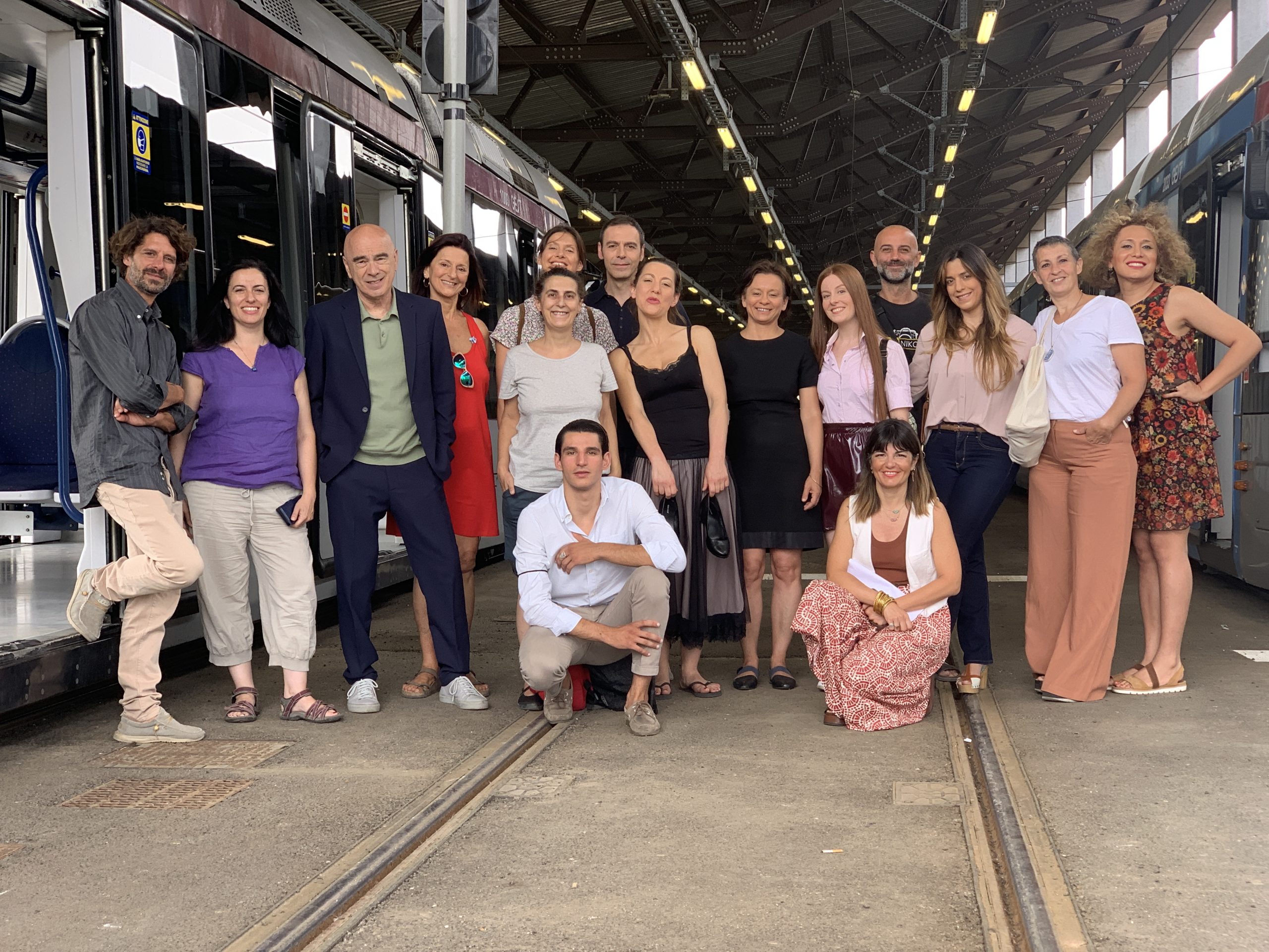 (2022-07-01) Cast di Not Only One Story Si girano alcune clip alla GEST: il cast di Non Only One Story
